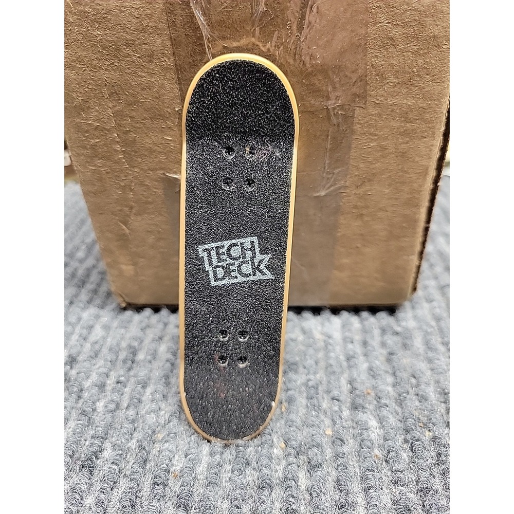 Tech Deck Element Fingerboard‎ - Picture 2 of 3